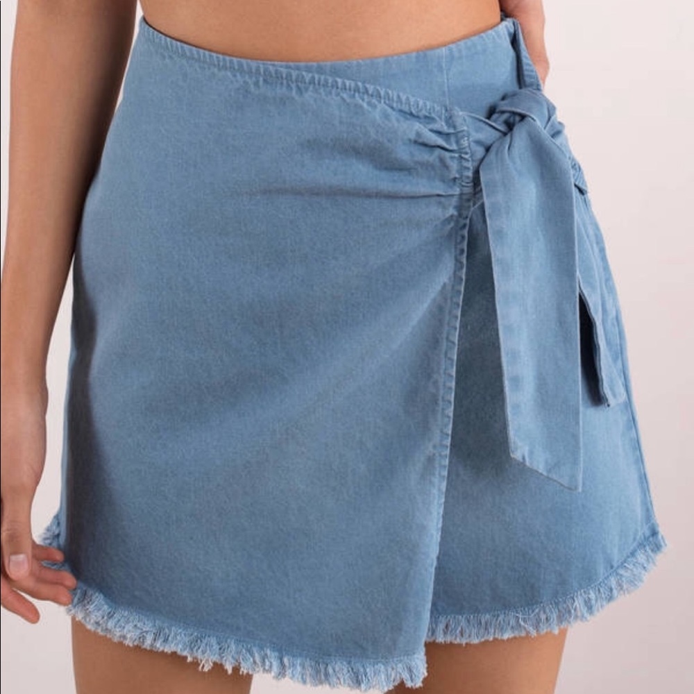 Light Wash Denim Skirt NWT💎